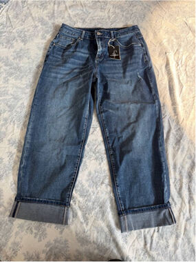 Flamingals Mid Waist Straight Leg Capri Jeans L